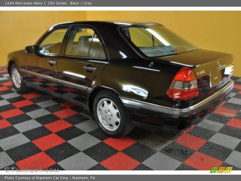 Black / Grey 1994 Mercedes-Benz C 280 Sedan