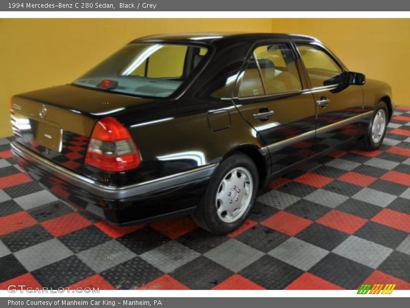 Black / Grey 1994 Mercedes-Benz C 280 Sedan