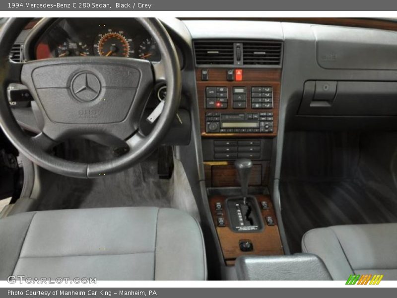 Dashboard of 1994 C 280 Sedan