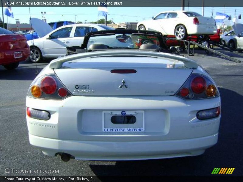 Dover White Pearl / Sand Blast 2004 Mitsubishi Eclipse Spyder GS