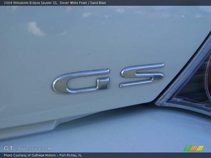 Dover White Pearl / Sand Blast 2004 Mitsubishi Eclipse Spyder GS
