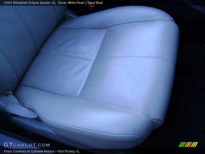 Dover White Pearl / Sand Blast 2004 Mitsubishi Eclipse Spyder GS