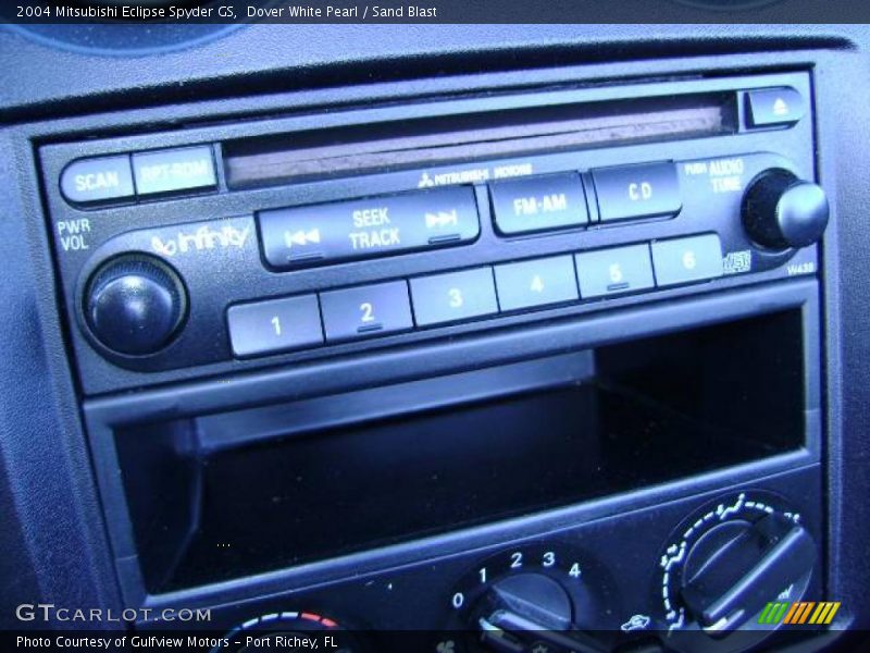 Dover White Pearl / Sand Blast 2004 Mitsubishi Eclipse Spyder GS
