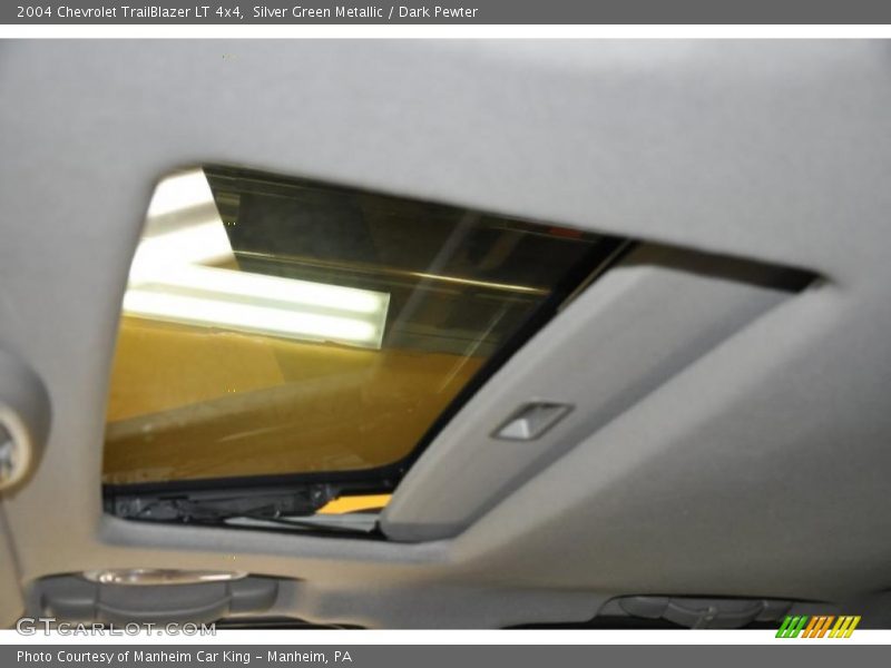 Silver Green Metallic / Dark Pewter 2004 Chevrolet TrailBlazer LT 4x4