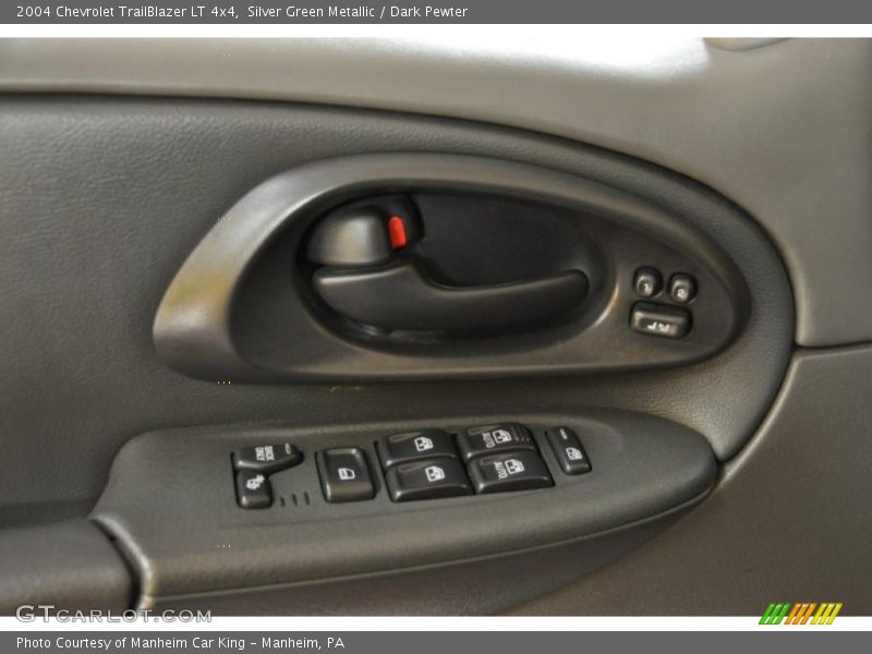 Silver Green Metallic / Dark Pewter 2004 Chevrolet TrailBlazer LT 4x4