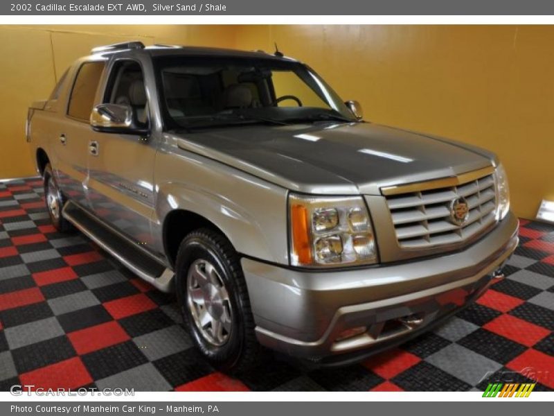 Silver Sand / Shale 2002 Cadillac Escalade EXT AWD