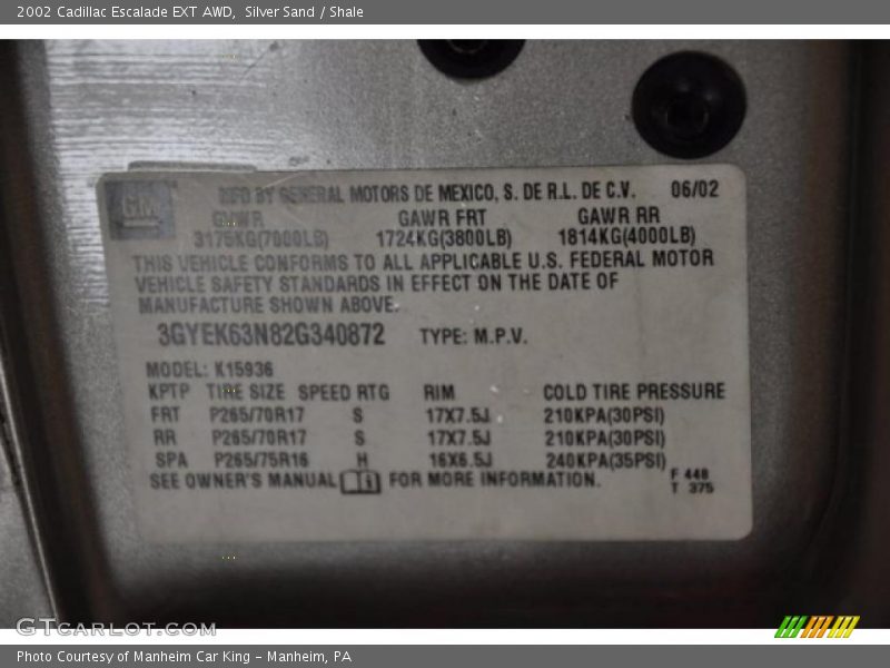Silver Sand / Shale 2002 Cadillac Escalade EXT AWD