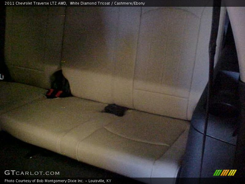 White Diamond Tricoat / Cashmere/Ebony 2011 Chevrolet Traverse LTZ AWD