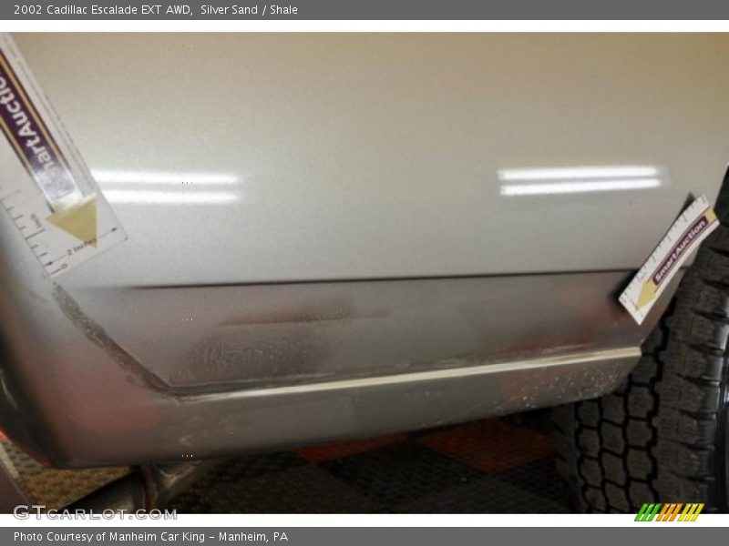 Silver Sand / Shale 2002 Cadillac Escalade EXT AWD