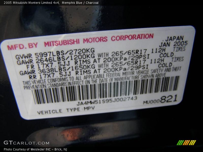 Memphis Blue / Charcoal 2005 Mitsubishi Montero Limited 4x4