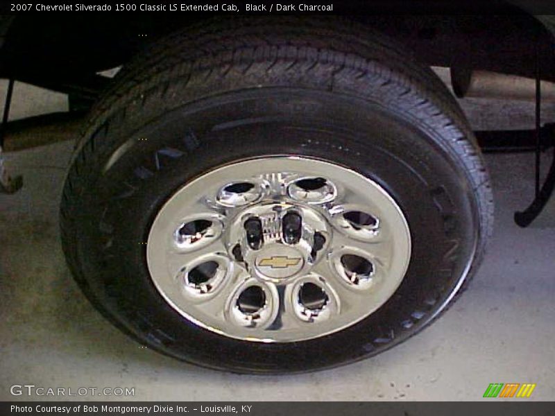 Black / Dark Charcoal 2007 Chevrolet Silverado 1500 Classic LS Extended Cab