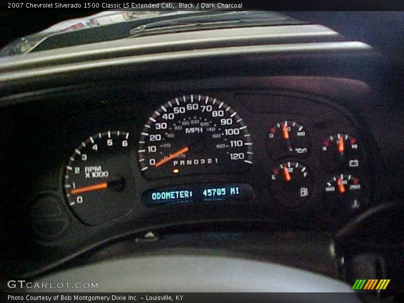 Black / Dark Charcoal 2007 Chevrolet Silverado 1500 Classic LS Extended Cab