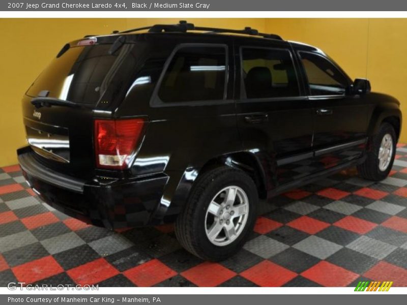 Black / Medium Slate Gray 2007 Jeep Grand Cherokee Laredo 4x4