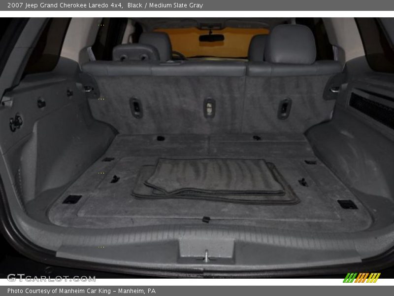 Black / Medium Slate Gray 2007 Jeep Grand Cherokee Laredo 4x4