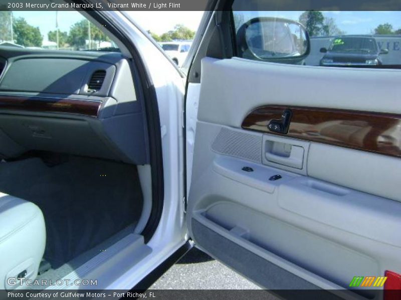 Vibrant White / Light Flint 2003 Mercury Grand Marquis LS