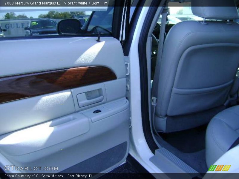 Vibrant White / Light Flint 2003 Mercury Grand Marquis LS