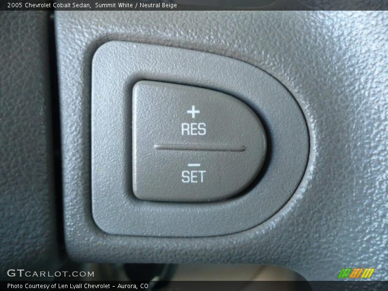 Summit White / Neutral Beige 2005 Chevrolet Cobalt Sedan
