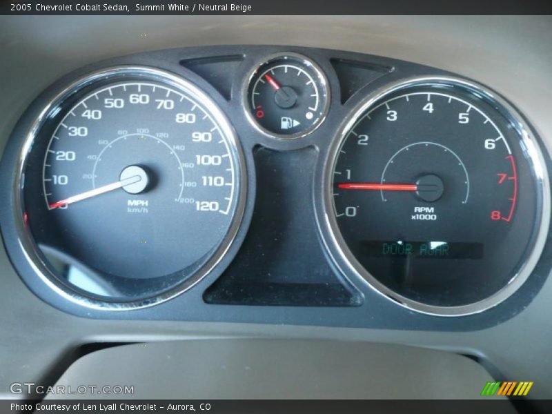 Summit White / Neutral Beige 2005 Chevrolet Cobalt Sedan