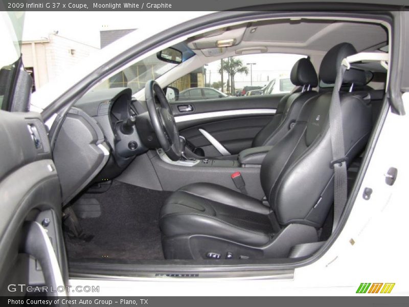  2009 G 37 x Coupe Graphite Interior