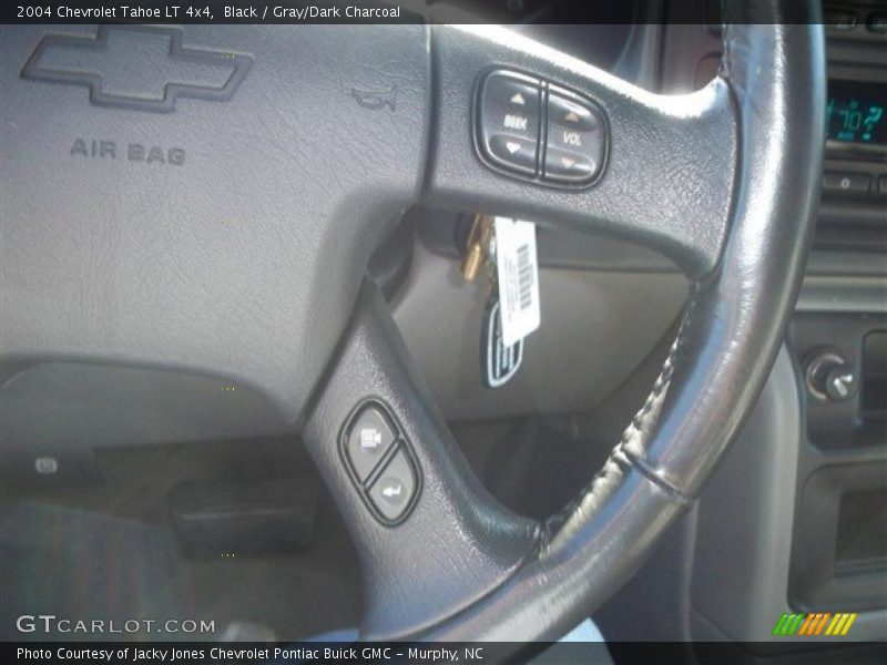 Black / Gray/Dark Charcoal 2004 Chevrolet Tahoe LT 4x4