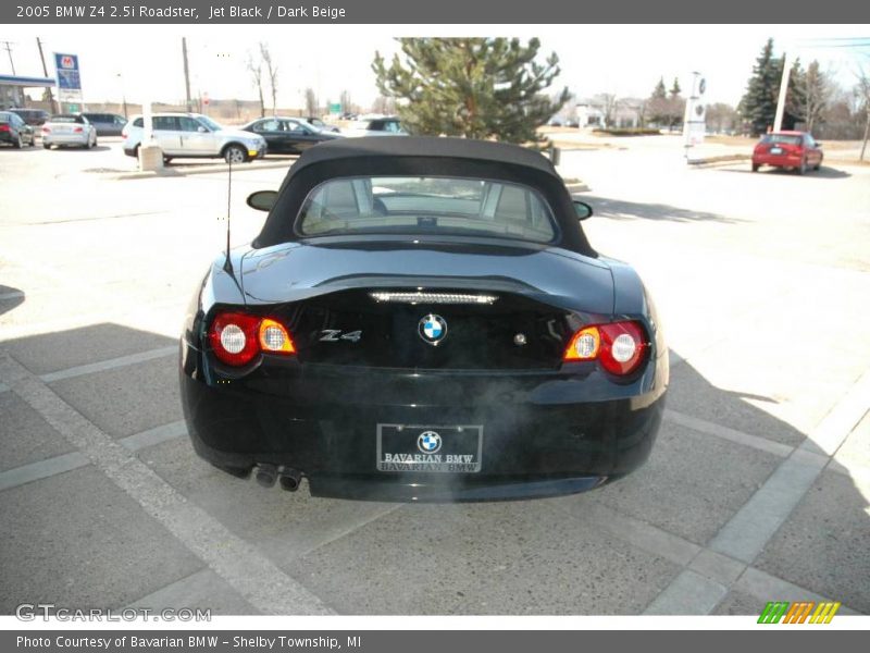 Jet Black / Dark Beige 2005 BMW Z4 2.5i Roadster