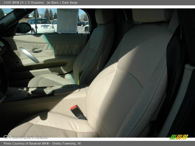 Jet Black / Dark Beige 2005 BMW Z4 2.5i Roadster