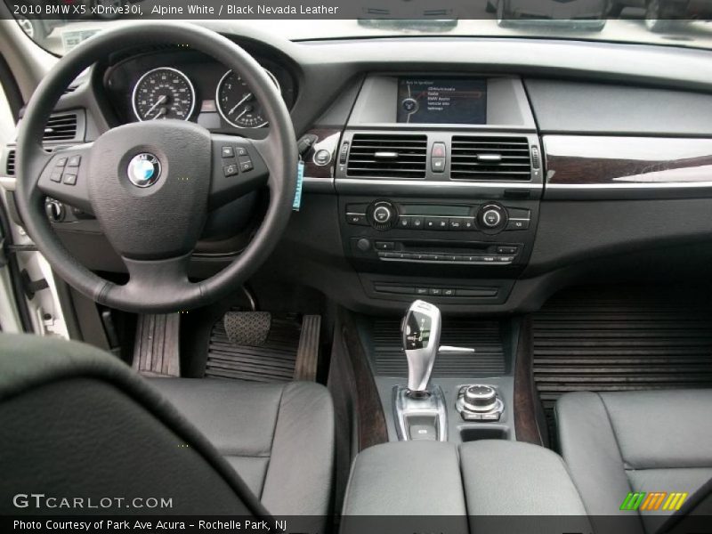 Dashboard of 2010 X5 xDrive30i