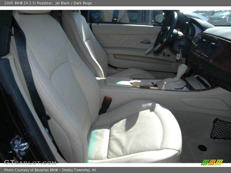 Jet Black / Dark Beige 2005 BMW Z4 2.5i Roadster