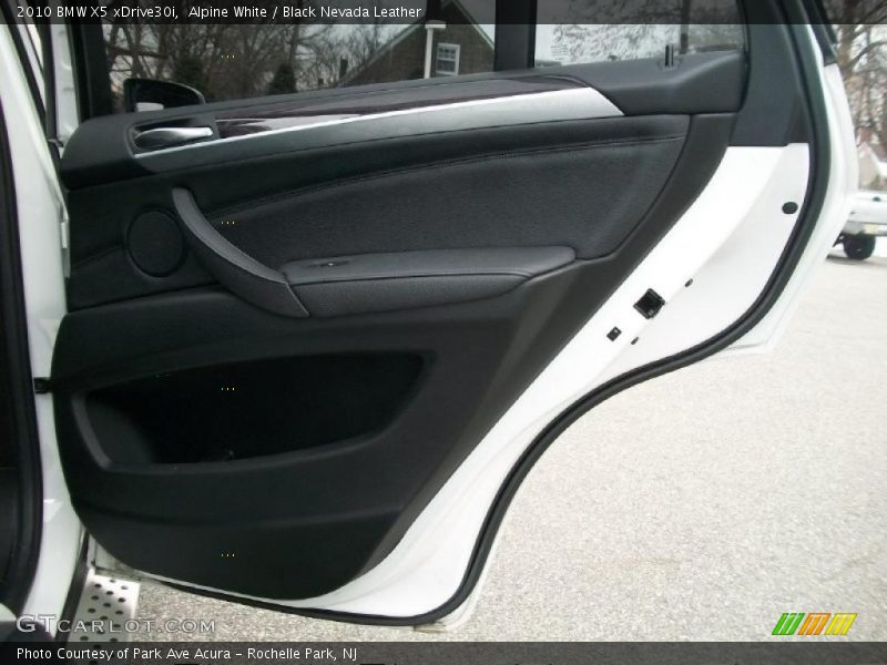 Alpine White / Black Nevada Leather 2010 BMW X5 xDrive30i