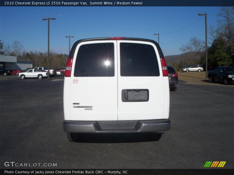 Summit White / Medium Pewter 2010 Chevrolet Express LS 3500 Passenger Van