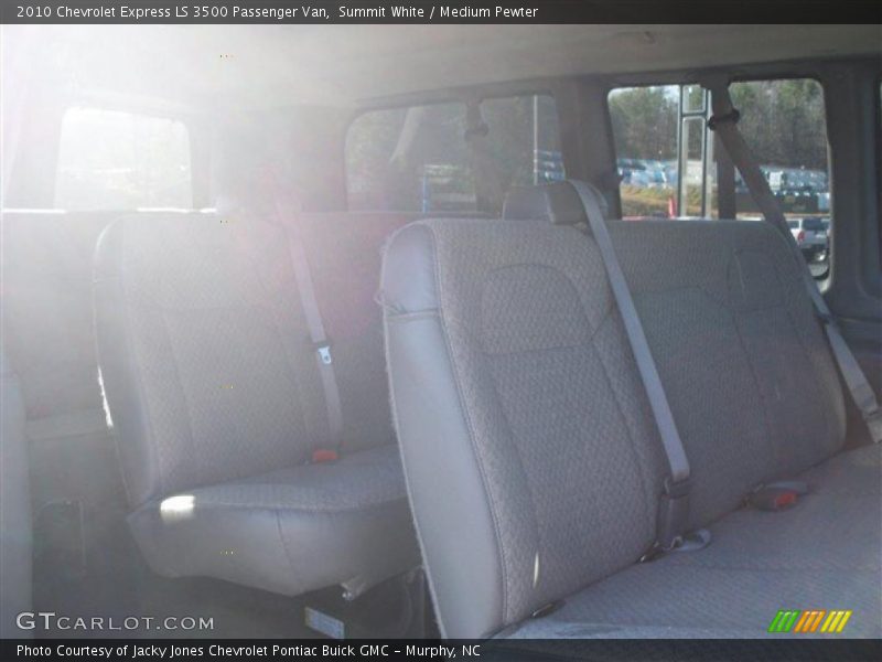 Summit White / Medium Pewter 2010 Chevrolet Express LS 3500 Passenger Van