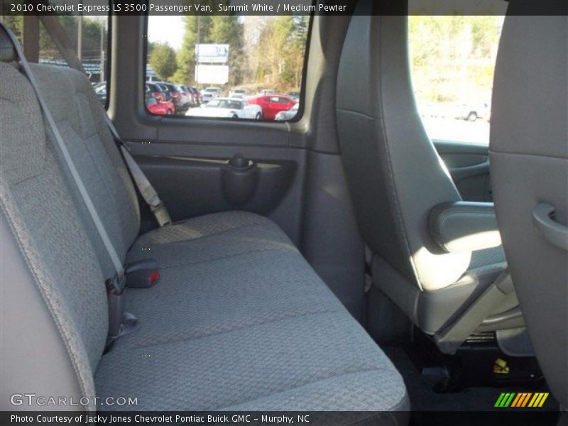 Summit White / Medium Pewter 2010 Chevrolet Express LS 3500 Passenger Van