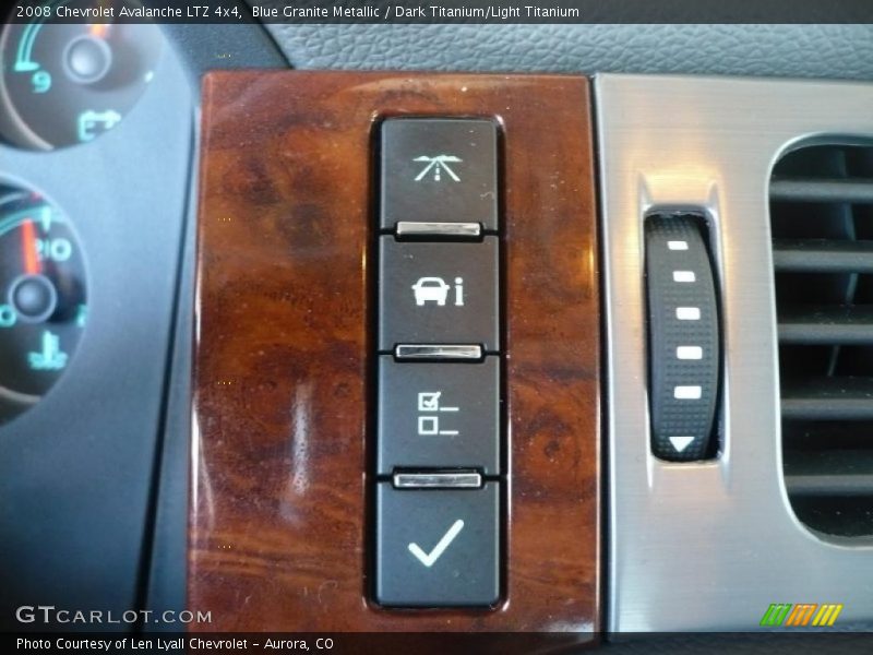 Controls of 2008 Avalanche LTZ 4x4