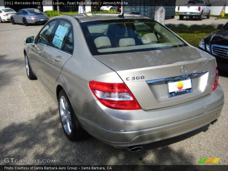 Pearl Beige Metallic / Almond/Mocha 2011 Mercedes-Benz C 300 Luxury