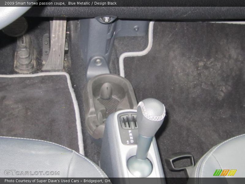 Blue Metallic / Design Black 2009 Smart fortwo passion coupe