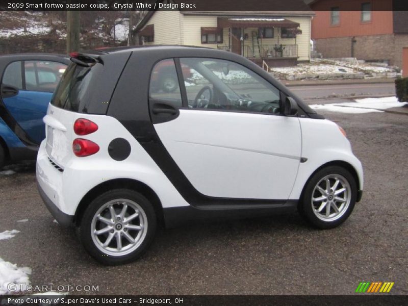 Crystal White / Design Black 2009 Smart fortwo passion coupe