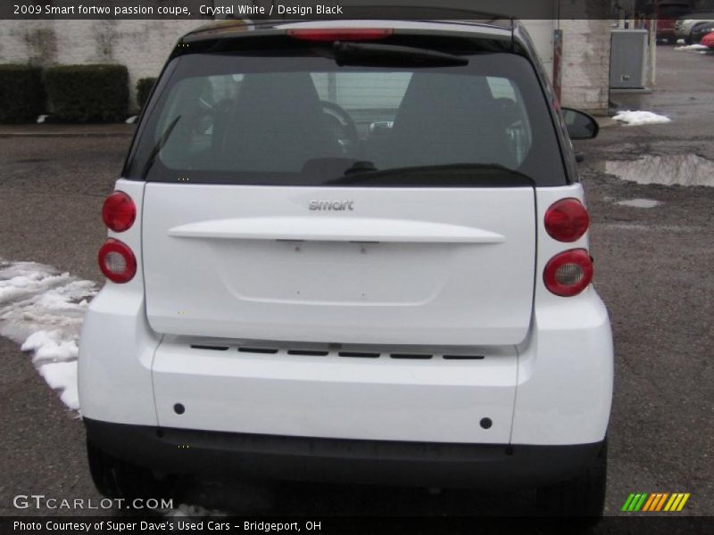 Crystal White / Design Black 2009 Smart fortwo passion coupe