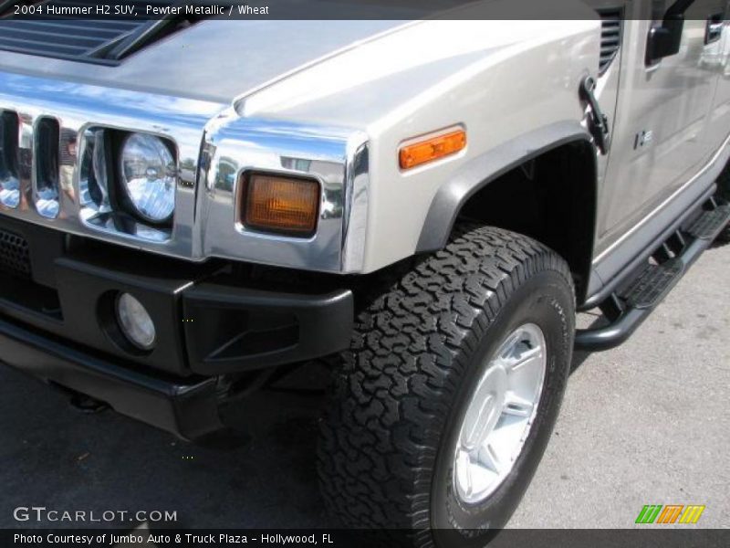 Pewter Metallic / Wheat 2004 Hummer H2 SUV
