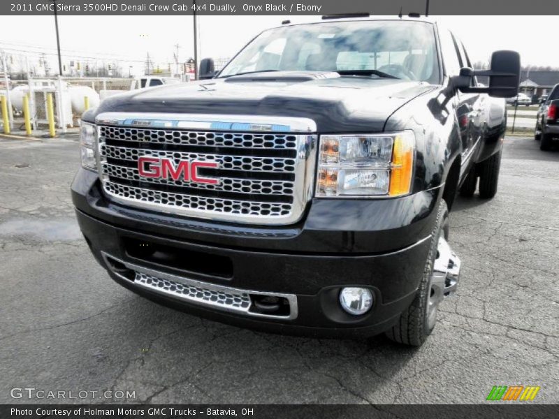 Onyx Black / Ebony 2011 GMC Sierra 3500HD Denali Crew Cab 4x4 Dually