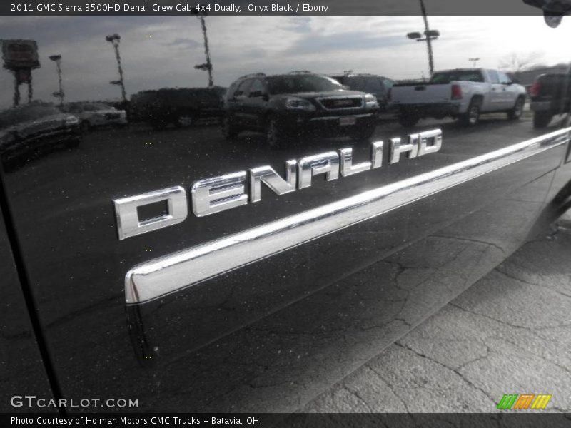 Onyx Black / Ebony 2011 GMC Sierra 3500HD Denali Crew Cab 4x4 Dually