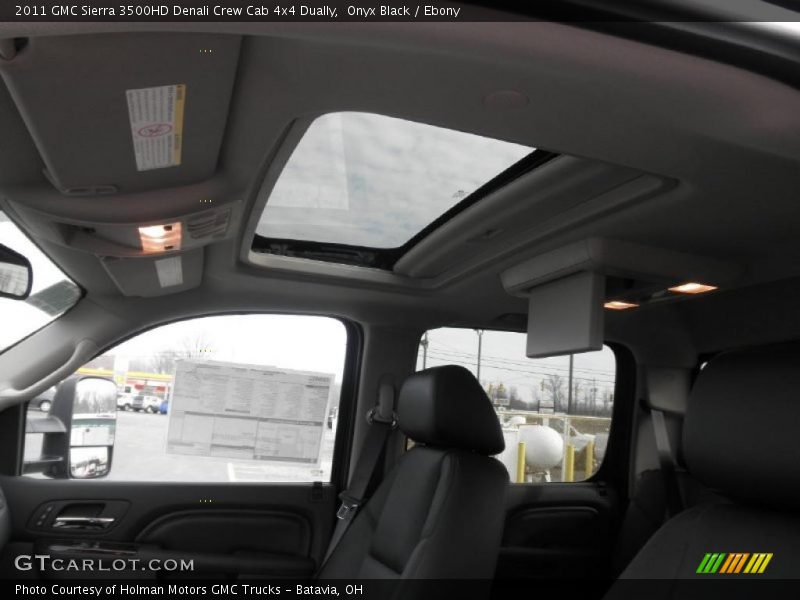Onyx Black / Ebony 2011 GMC Sierra 3500HD Denali Crew Cab 4x4 Dually
