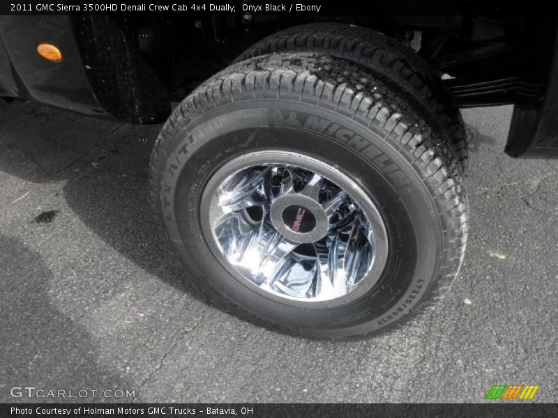 Onyx Black / Ebony 2011 GMC Sierra 3500HD Denali Crew Cab 4x4 Dually