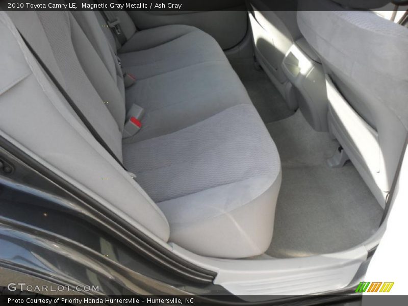 Magnetic Gray Metallic / Ash Gray 2010 Toyota Camry LE
