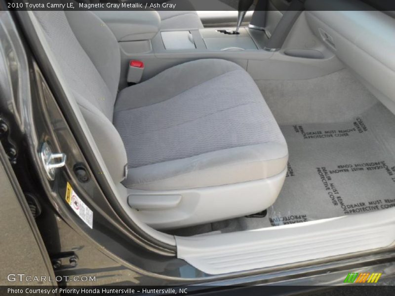 Magnetic Gray Metallic / Ash Gray 2010 Toyota Camry LE