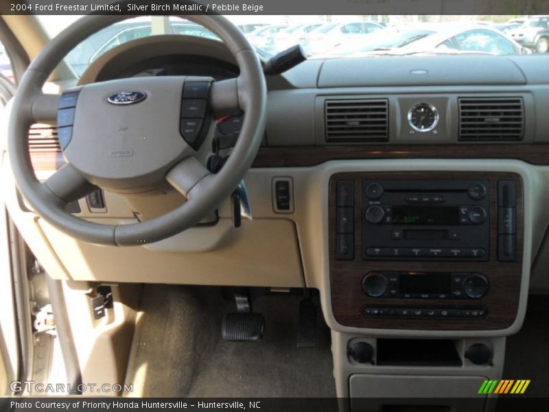 Silver Birch Metallic / Pebble Beige 2004 Ford Freestar Limited