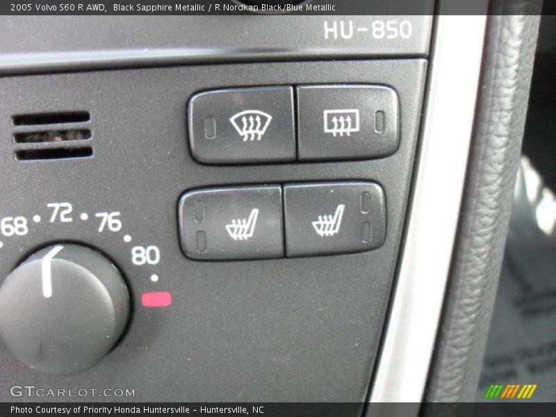 Controls of 2005 S60 R AWD