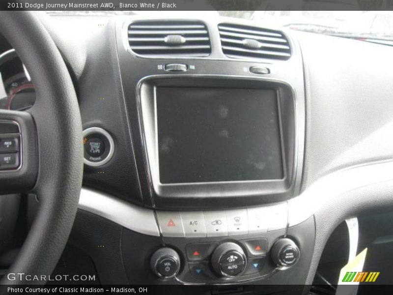 Controls of 2011 Journey Mainstreet AWD