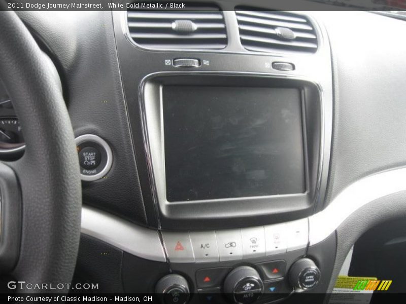 White Gold Metallic / Black 2011 Dodge Journey Mainstreet