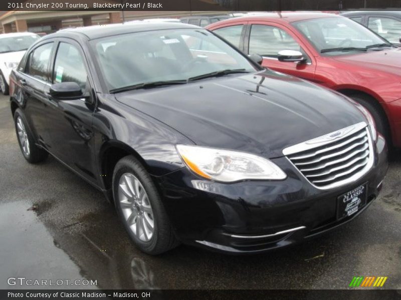 Blackberry Pearl / Black 2011 Chrysler 200 Touring