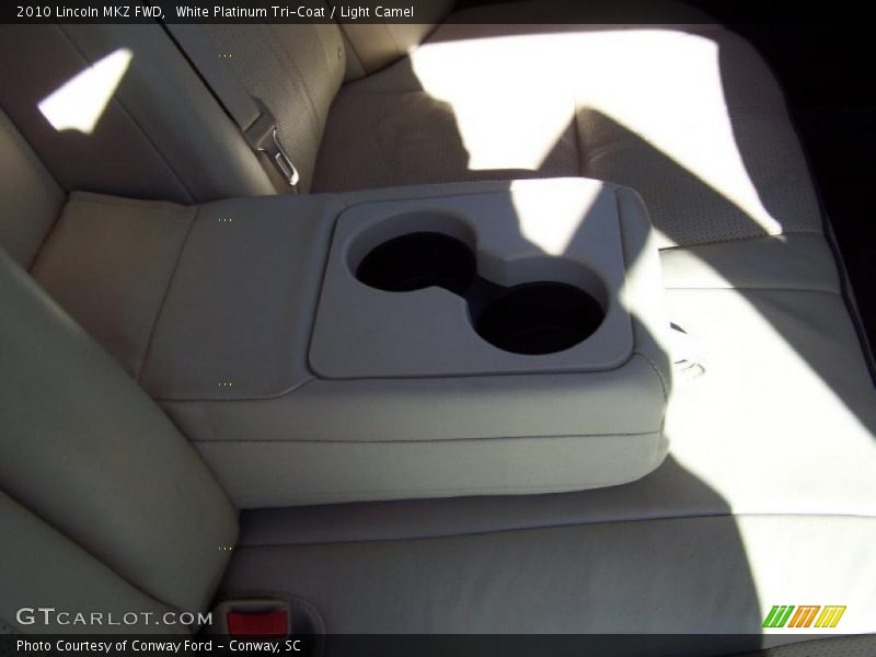 White Platinum Tri-Coat / Light Camel 2010 Lincoln MKZ FWD